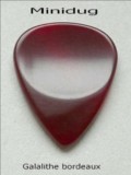 Médiator minidug en galalithe bordeaux